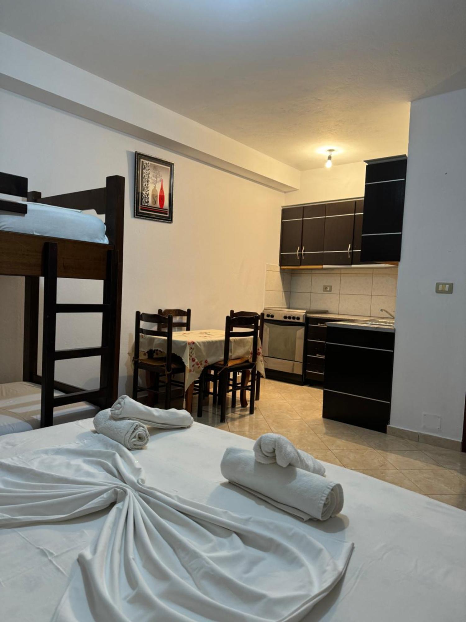 Melita Apartments Ксаміл Екстер'єр фото