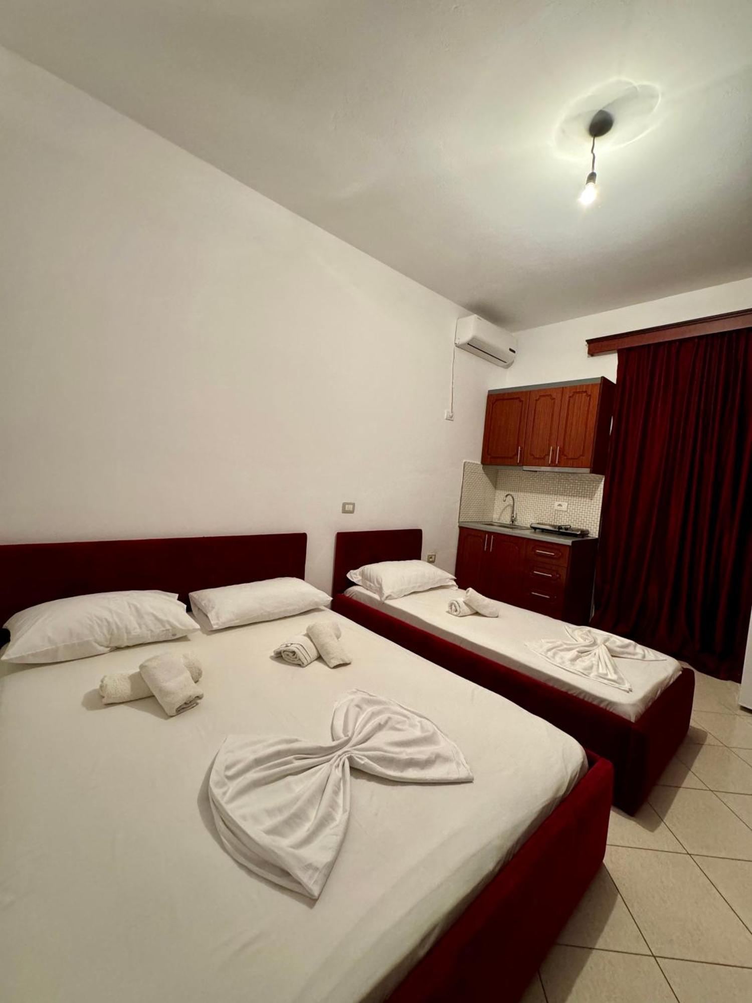 Melita Apartments Ксаміл Екстер'єр фото