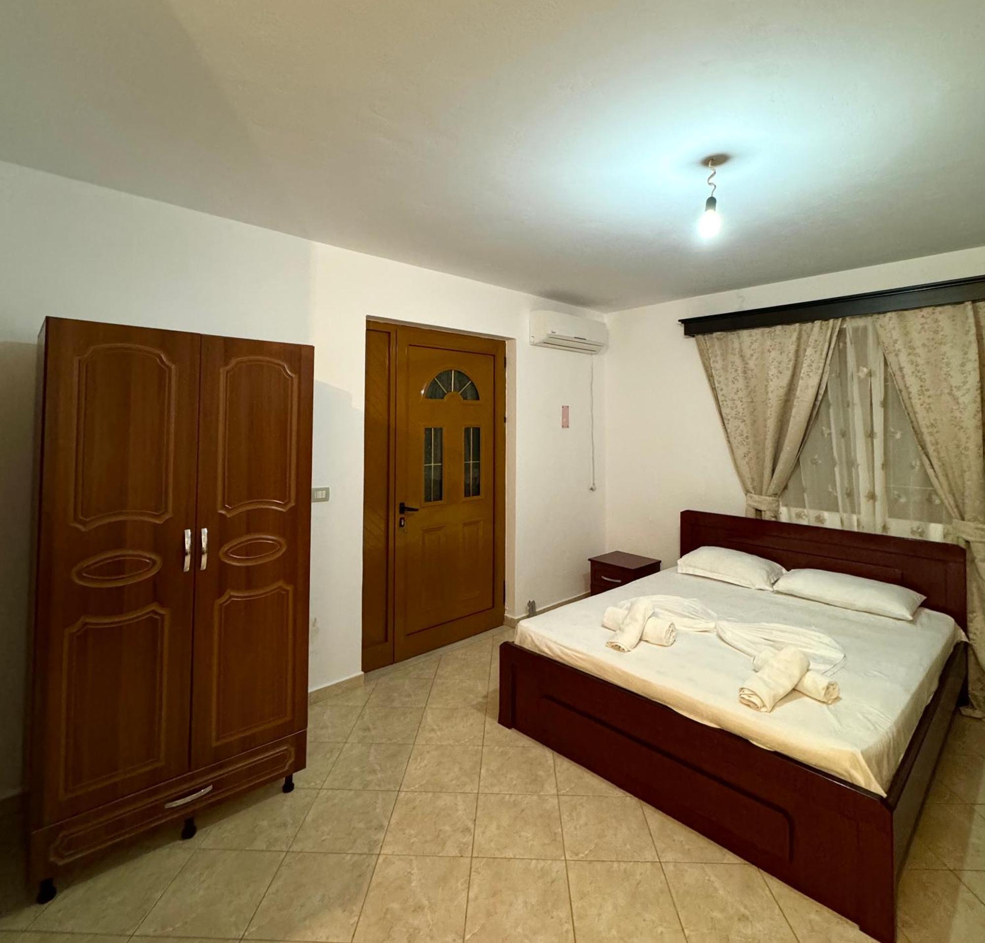 Melita Apartments Ксаміл Екстер'єр фото
